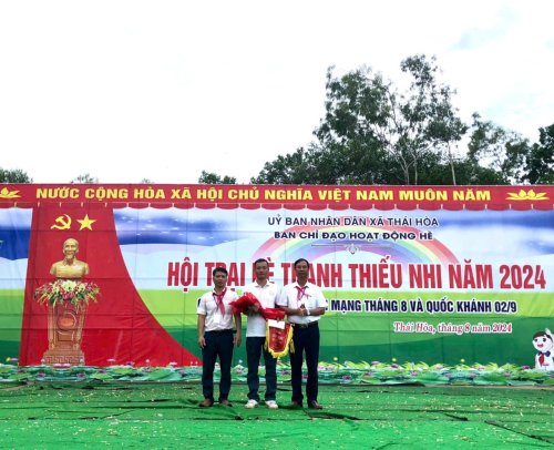 Ảnh trao giải 4.jpg