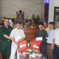 Thăm, tặng quà nhân kỷ niệm 69 năm chiến thắng Điện biên phủ