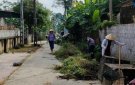 Xã Thái Hòa tổ chức tổng dọn vệ sinh trên địa bàn toàn xã 